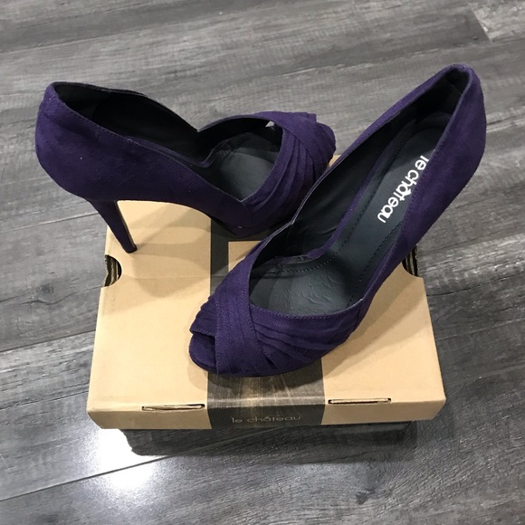 Le Château Deep Purple Suede Heels - Size 8.5 - Picture 2 of 4